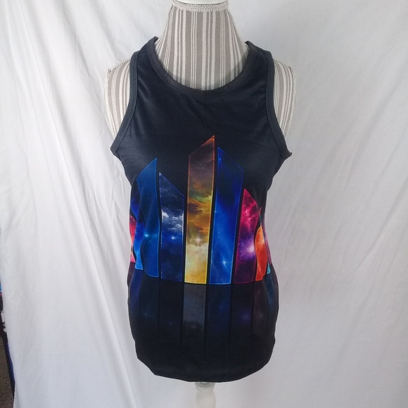 New! Colorful tank in size medium - Picture 2 of 5